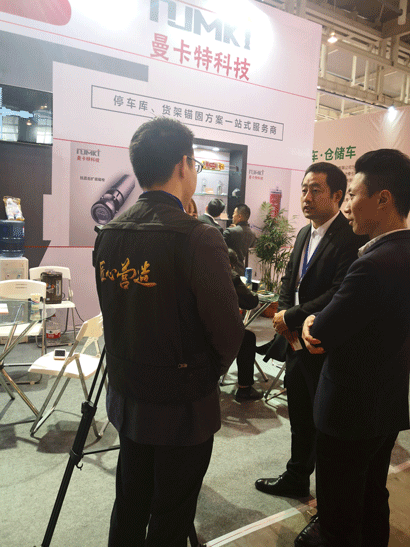 央視匠心欄目組采訪曼卡特技術(shù)總工李先生