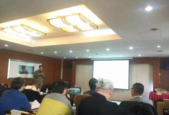 清華大學時旭東教授就加固改造問題作報告 清華大學時旭東教授就加固改造問題作報告