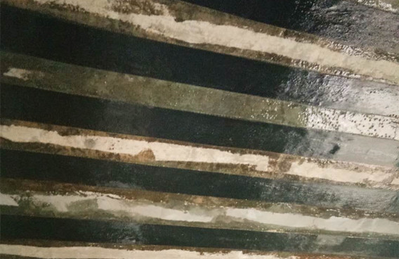 碳纖維布加固樓板現(xiàn)場(chǎng)