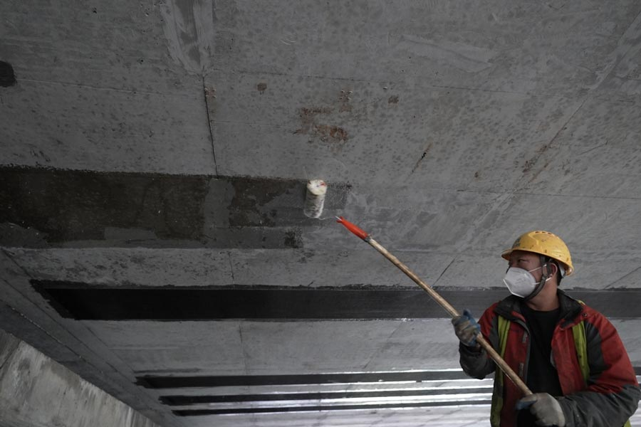 粘鋼加固與碳纖維布加固，兩大結(jié)構(gòu)加固技術(shù)的對(duì)比解析