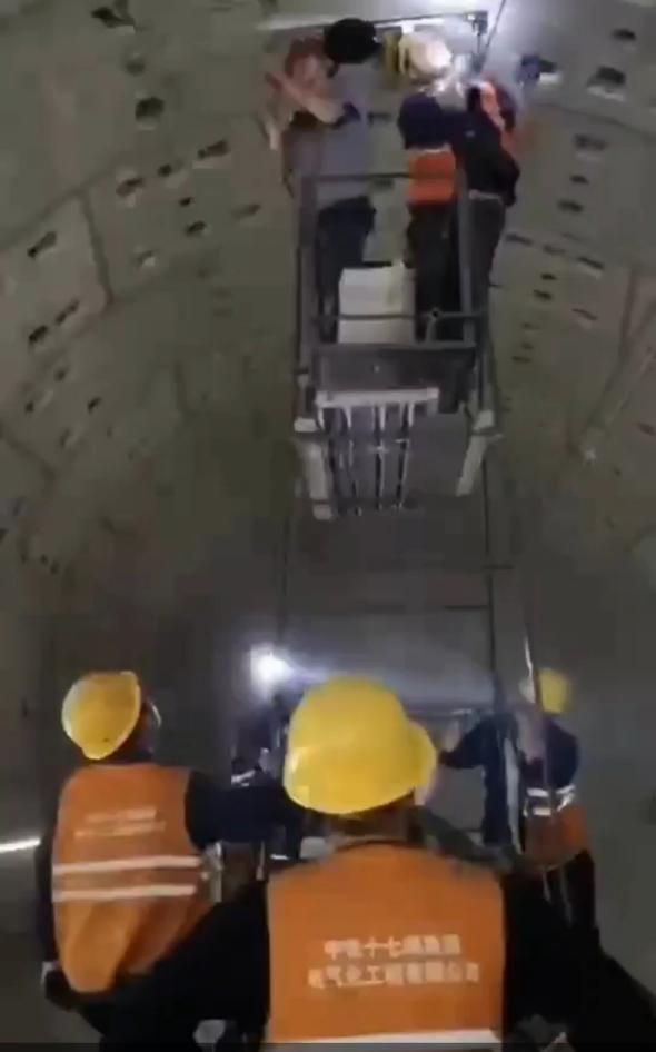 石家莊地鐵接觸網工程引入高強度倒錐形化學錨栓， 護航軌道交通安全