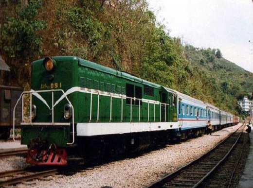 昆明鐵路一直在用這款化學(xué)錨栓(植筋膠+螺桿) 昆明鐵路一直在用這款化學(xué)錨栓(植筋膠+螺桿)